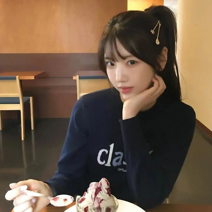顽猫斗俏鼠